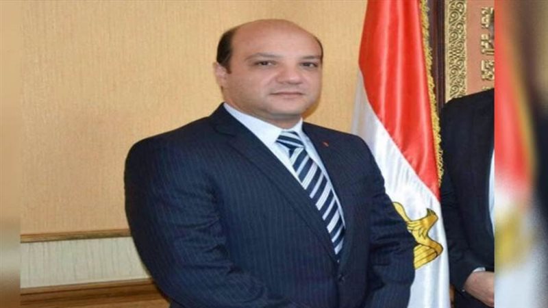 الدكتور إيهاب أمين