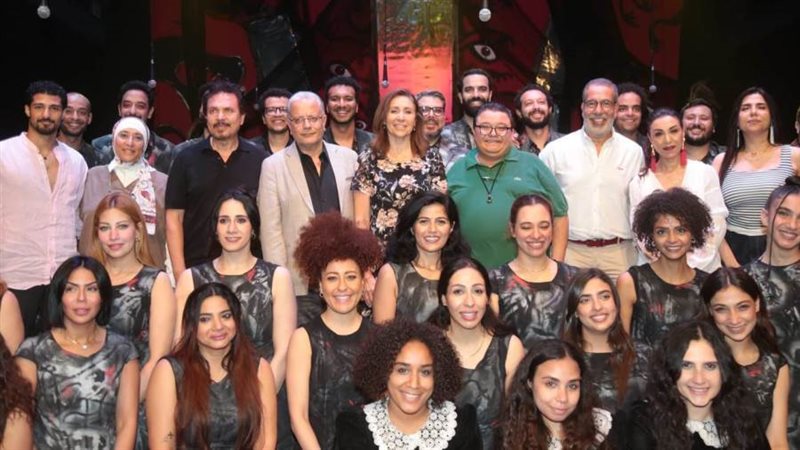 العرض المسرحي حاجة