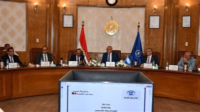مجلس جامعة قناة السويس يستعرض ملف إنجازات جامعة الإسماعيلية الجديدة الأهلية