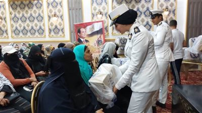 الداخلية توجه قوافل إنسانية وطبية بنطاق محافظة الإسكندرية