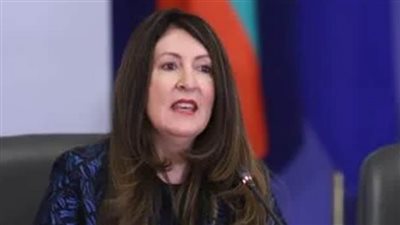 السفيرة الأمريكية بالقاهرة تشيد بدور مصر القيادي والأساسي في تسهيل زيادة المساعدات لقطاع غزة