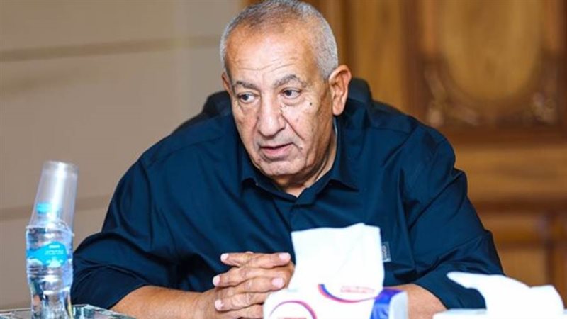 كامل أبو علي