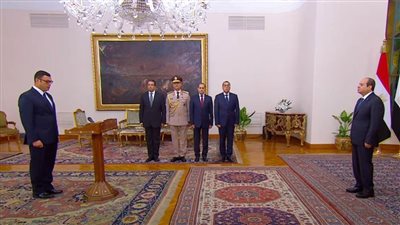 عاجل| شريف الشربيني يؤدي اليمين الدستورية وزيرًا للإسكان والمرافق والمجتمعات العمرانية