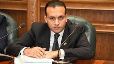 عمرو فهمي يطالب الحكومة الجديدة برفع مستوى الخدمات واتخاذ إجراءات عاجلة لحل مشاكل المواطنين