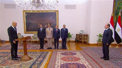 عاجل| د. محمد أحمد عبد اللطيف يؤدي اليمين الدستورية وزيرًا للتربية والتعليم والتعليم الفني