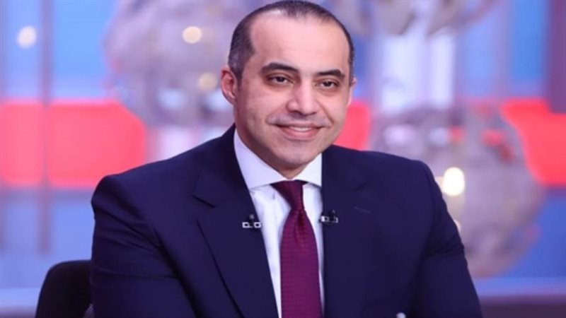 محمود فوزي وزير الشئون