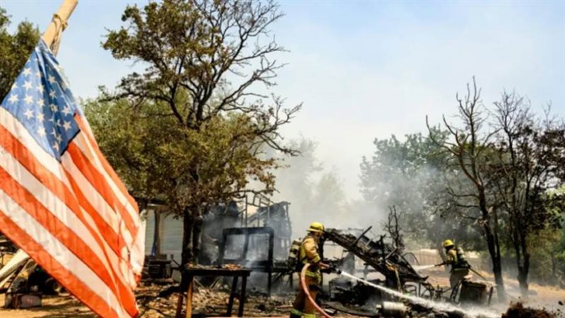 إجلاء آلاف السكان