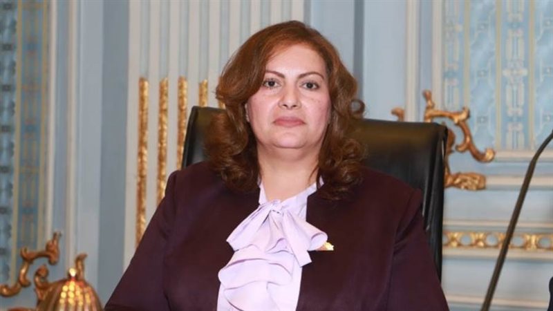 النائبة عايدة نصيف