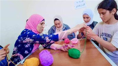 وكيل شباب كفر الشيخ يوضح أهمية ممارسة حرفة الكروشيه 