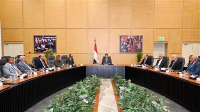 وزير الإسكان: إنجاز مشروعات «حياة كريمة» من الأولويات بتكليف من الرئيس السيسي