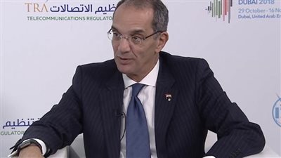 وزير الاتصالات يكلف «عبده علوان» بتسيير أعمال البريد خلفا لـ «شريف فاروق»