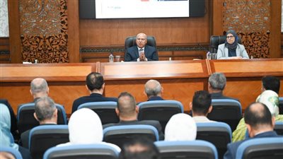 كامل يزور المقر الرئيسي للهيئة العامة للتنمية الصناعية