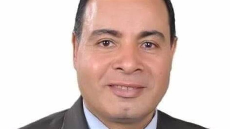 الدكتور جمال عبدالعزيز