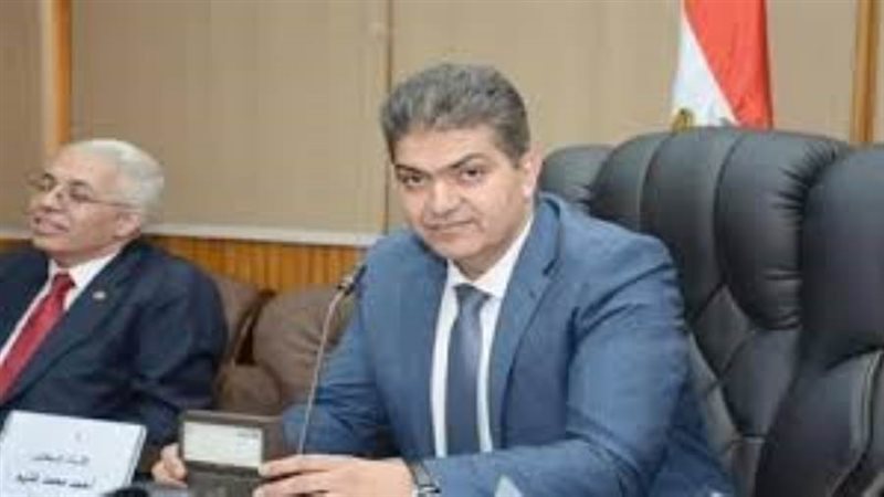 الدكتور أحمد غنيم