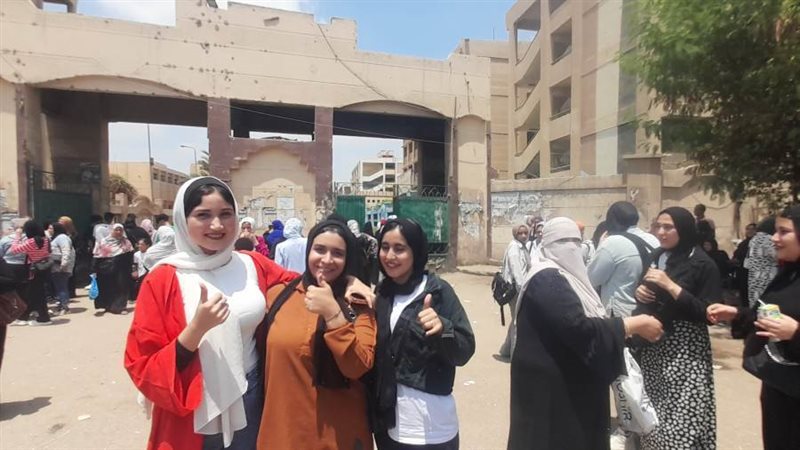 طلاب الثانوية العامة