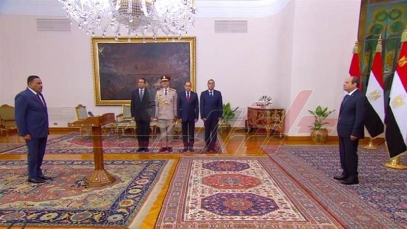 محافظ مطروح اللواء