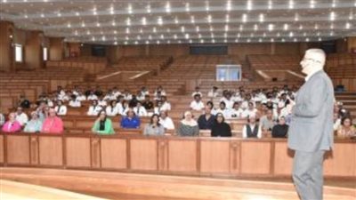 الداخلية تنظم دورة تدريبية للأفراد والمدنيين بالوزارة في مجال 