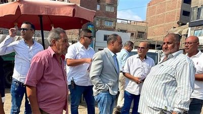نائب محافظ القاهرة للمنطقة الجنوبية يوجه برفع كفاءة الطرق والإنارة 
