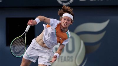 سينير يتأهل إلى ربع نهائى بطولة ويمبلدون للتنس