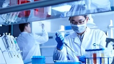 علماء صينيون يصممون مادة تبريد جديدة للمباني لتقليل انبعاثات الكربون