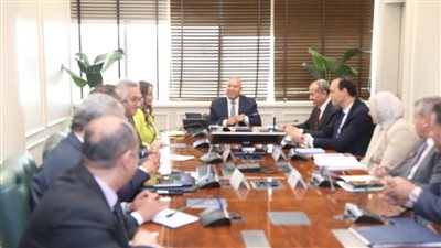 الوزير: مصر تمتلك المقومات التي تؤهلها لإقامة صناعة سيارات حقيقية