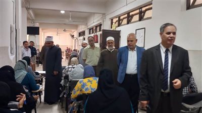 فؤاد وعودة يتفقدان اختبارات العلوم الشرعية والعربية ويؤكدان بذل أقصى جهد لتقديم تعليم شامل ومتميز للدارسين