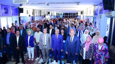 التربية النوعية بسوهاج تحتفل بمشروعات تخرج دفعتها الأولى