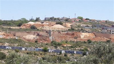 الاحتلال يقرر الاستيلاء على 1700 متر من أراضي دير استيا