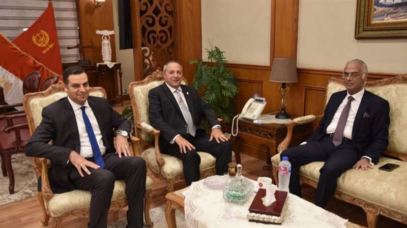 خلال التهنئة