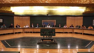 لجنة الشؤون العربية والخارجية بنقابة الصحفيين تكرم سفيرة البحرين في مصر