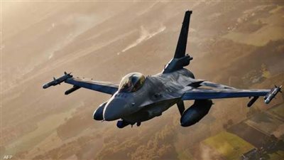 موسكو: عمليات تسليم طائرات F-16 إلى أوكرانيا أثببت أن واشنطن تقود 