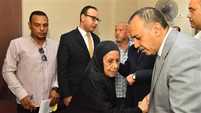 محافظ أسيوط يوجه بشراء أدوية لـ