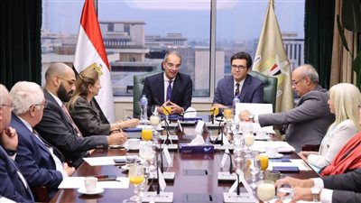 وزيرا الثقافة والاتصالات يبحثان تعزيز التعاون بمجالات التحول الرقمي