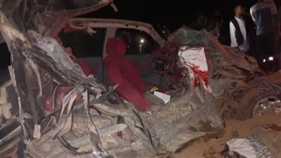 مصرع وإصابة 4 أشخاص في حادث سير بطريق أبوسمبل بأسوان 