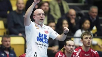 الأهلي يتعاقد مع مدرب 