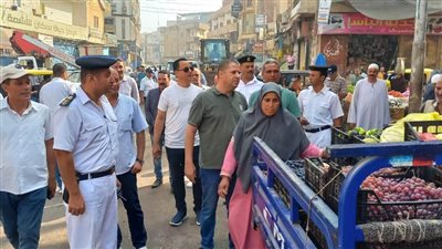 سكرتير مساعد البحيرة يقود حملات إزالة الإشغالات الثابتة لتوفير أمن المواطنين