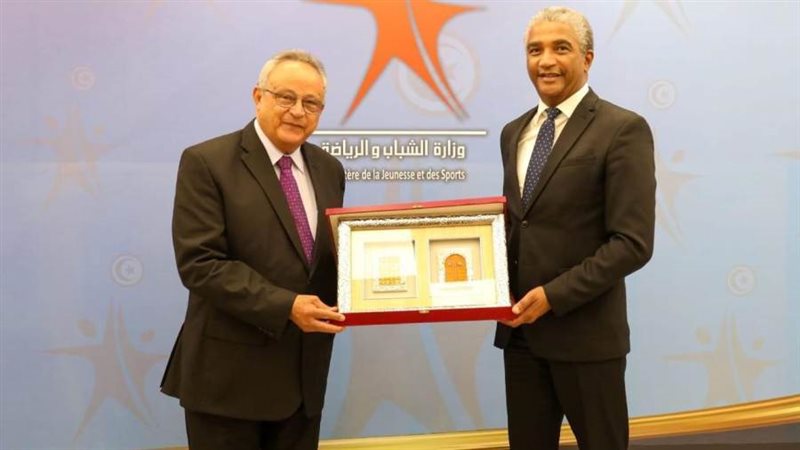 تعاون مشترك بين مكتبة