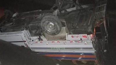 إصابة 10 أشخاص في حادث انقلاب سيارة ربع نقل بطريق الصداقة القديمة شرق أسوان