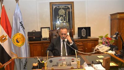 محافظ أسيوط يهنئ 