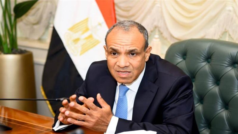 الدكتور بدر عبد العاطي