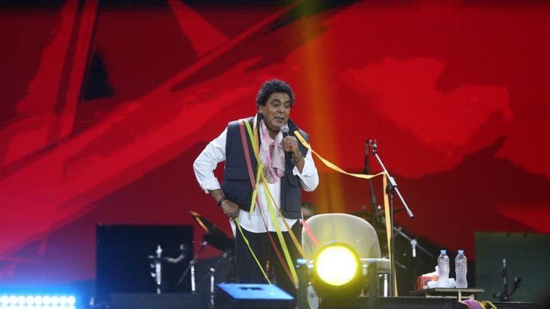 الفنان محمد منير