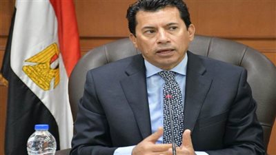 انقلاب سيارة لاعبي سيراميكا.. وزير الشباب والرياضة يتابع تفاصيل الحادث