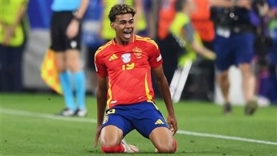 لامين يامال يحتفل بعيد ميلاده الـ17 قبل ساعات من نهائي يورو 2024