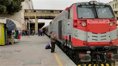 وفاة شاب دهسًا تحت عجلات القطار بكوم أمبو بأسوان