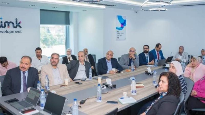 خلال مناقشة التعاون