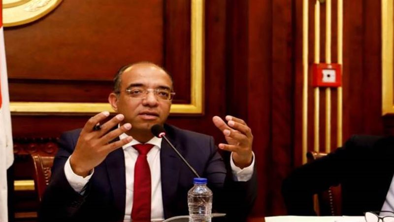 النائب علي مهران