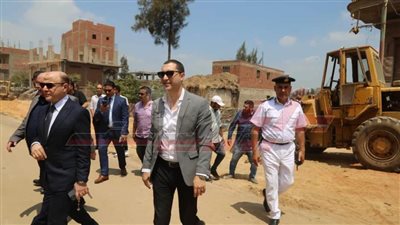 محافظ كفر الشيخ يتفقد أعمال توسعة ورفع كفاءة طريق 