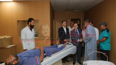 محافظ كفر الشيخ يفاجئ مستشفى سيدي غازي المركزي بجولة تفقدية