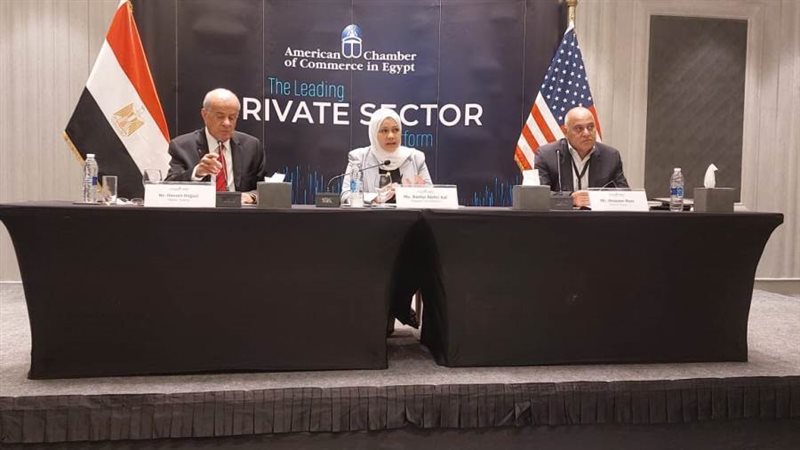 خلال الاجتماع