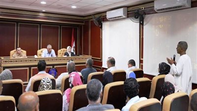 محافظ أسوان مكتبي مفتوح لاستقبال أي شكاوى جماهيرية والعمل على حلها